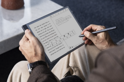E-Ink Tablets: A Guide to Choosing the Right Reader